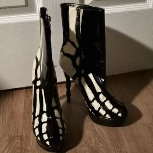 Too Fast Skeleton Ankle Boots
